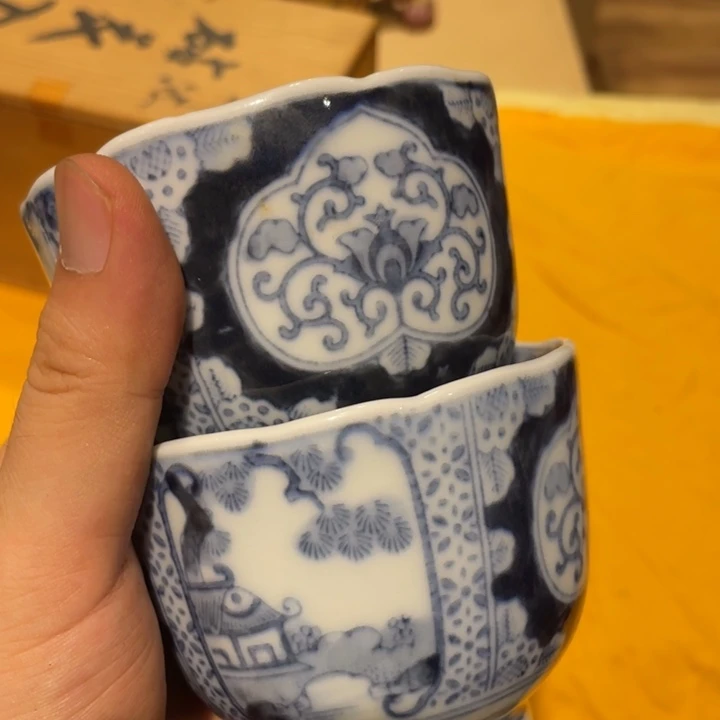 韩***队瓷片工艺美术品陶瓷艺术