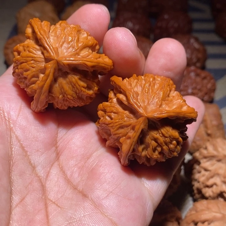 派****文玩核桃吊坠核桃