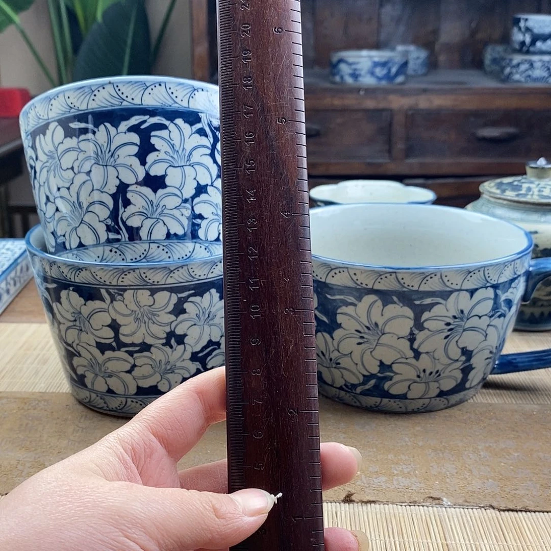 ?****过手工手绘青花陶瓷