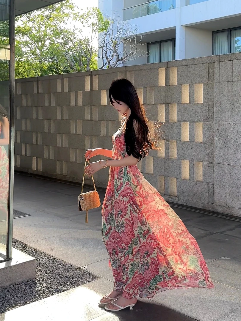 现货【春日部】法式碎花吊带连衣裙0868