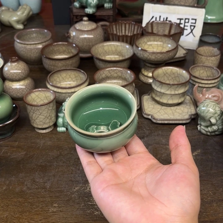 青瓷微瑕浮力特价