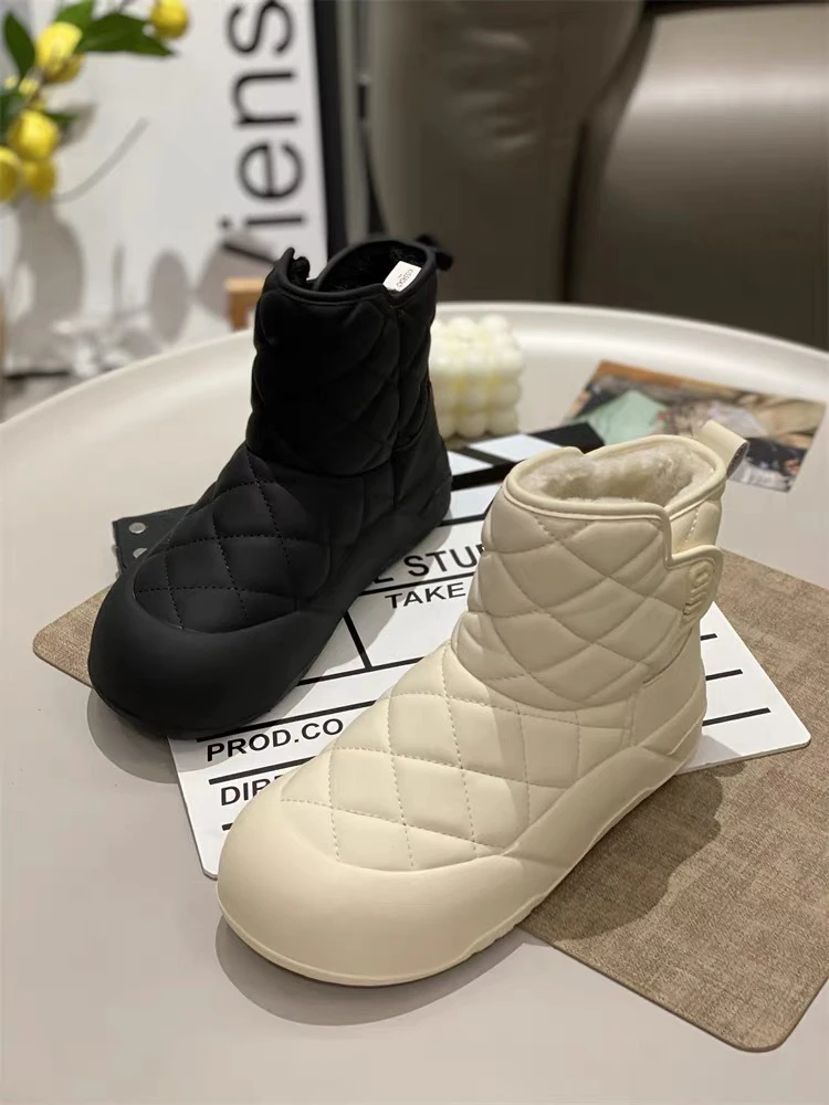 冬季保暖加绒雪地靴女短筒厚底防滑面包棉鞋