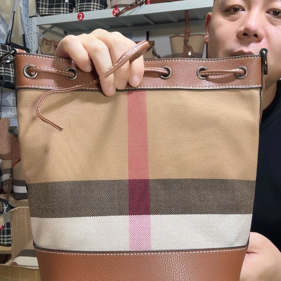 牛皮（革）908908908