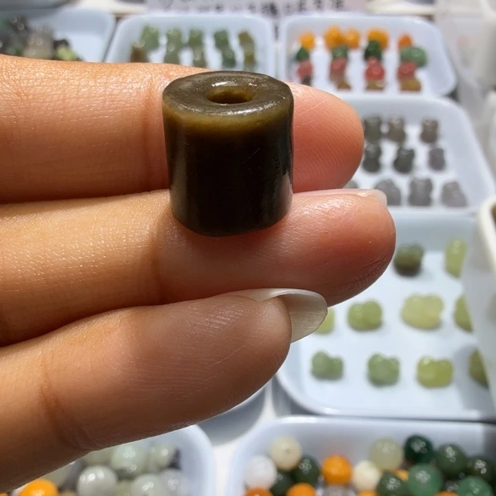 未镶嵌和田玉珠宝半成品