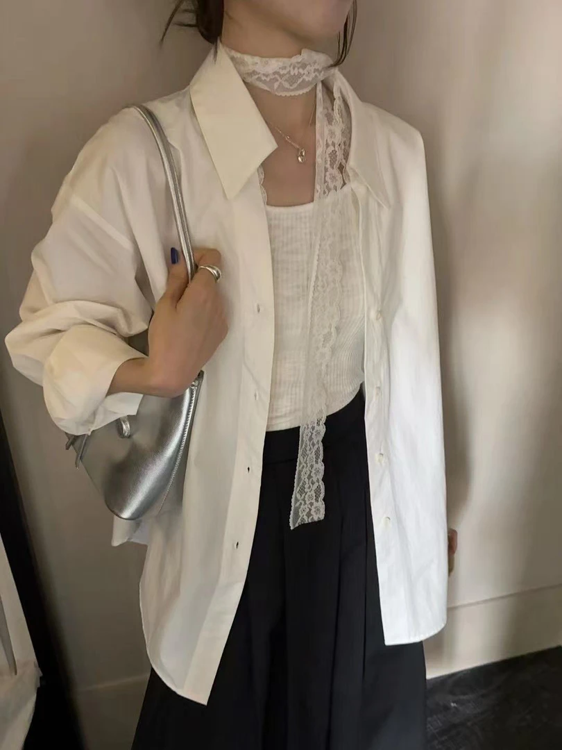 kittin@8233 韩系简约休闲风宽松衬衫配蕾丝飘带（衣长72）