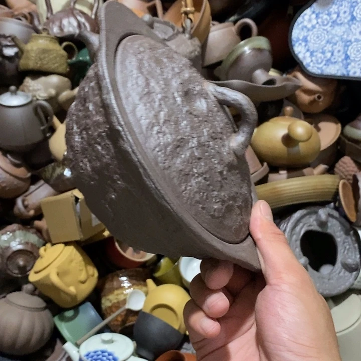 瓷片荷花的小孩真的是太开心太