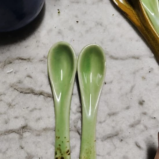 瓷片五厂，七厂各种摆件，瓷片、均有瑕疵。！