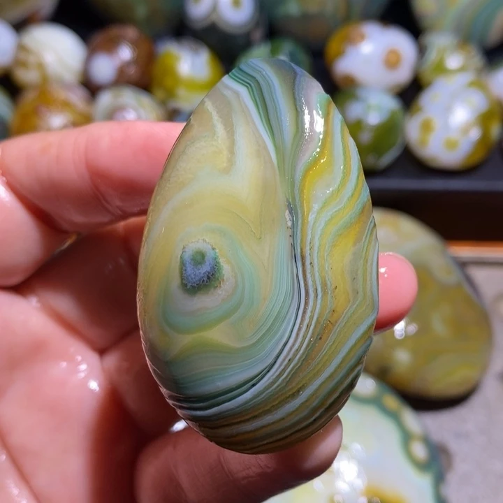 未镶嵌玛瑙/玉髓珠宝半成品43