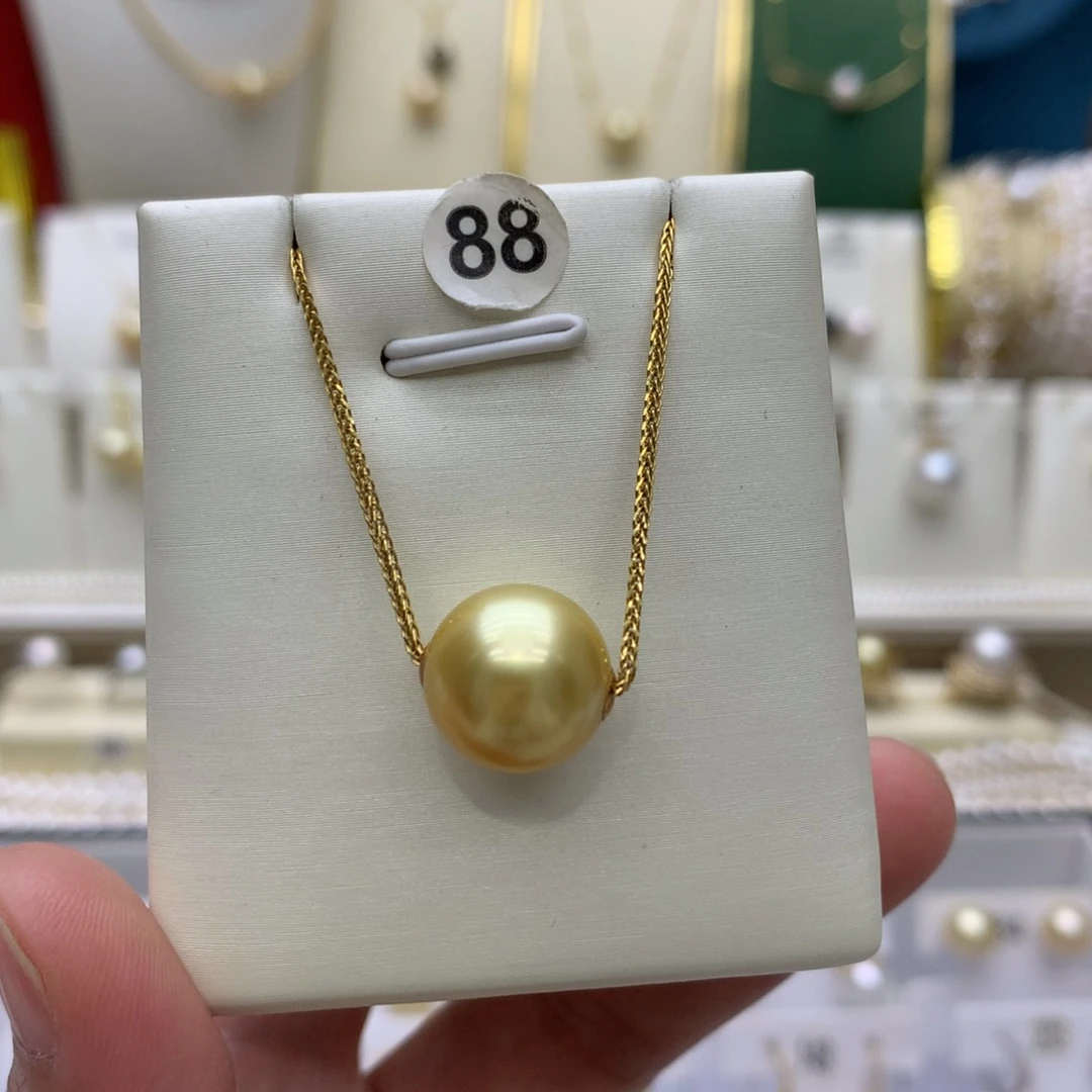 项链18K金镶嵌海水珍珠