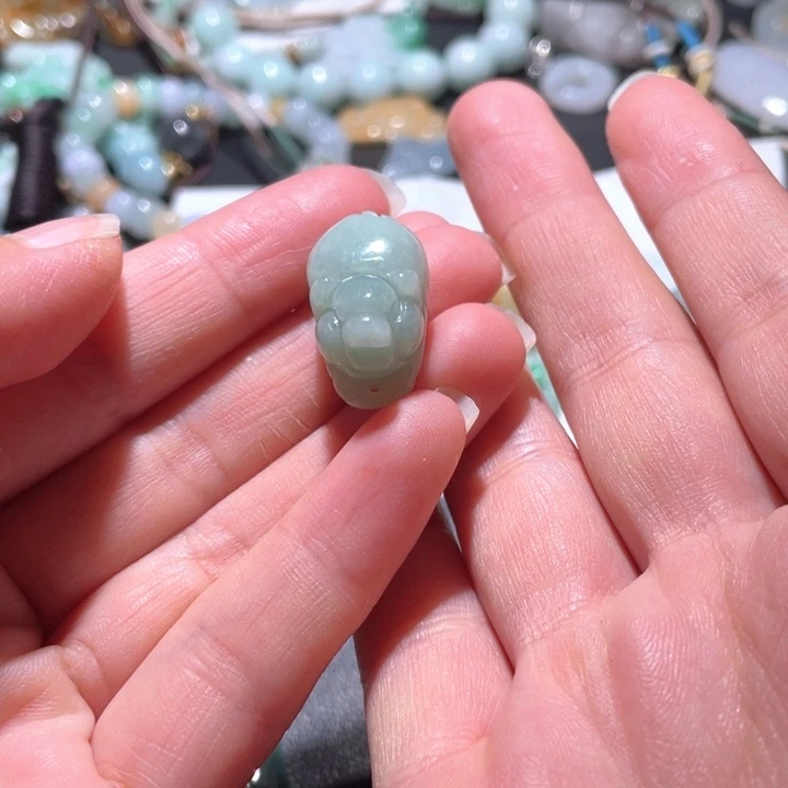 【闪购商品】翡翠颈饰未镶嵌天然翡翠