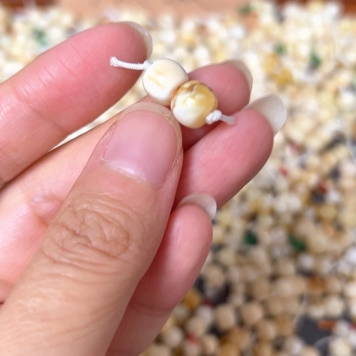 裸石蜜蜡未镶嵌8mm一对