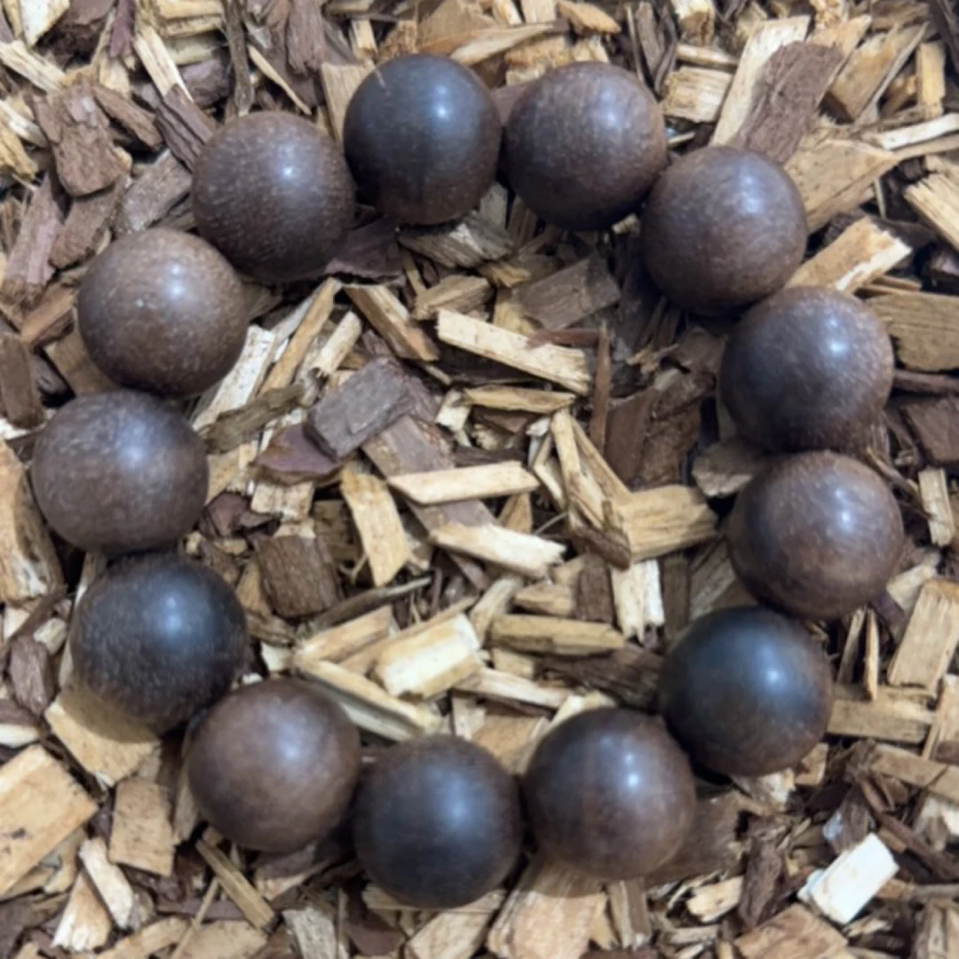 7 思思文玩精选沉香木作手串18mm