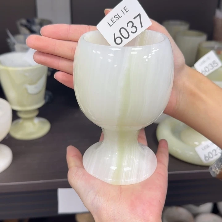 X037。              福利