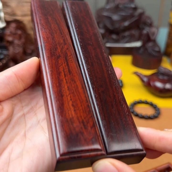 吉***祥檀香紫檀（小叶紫檀）