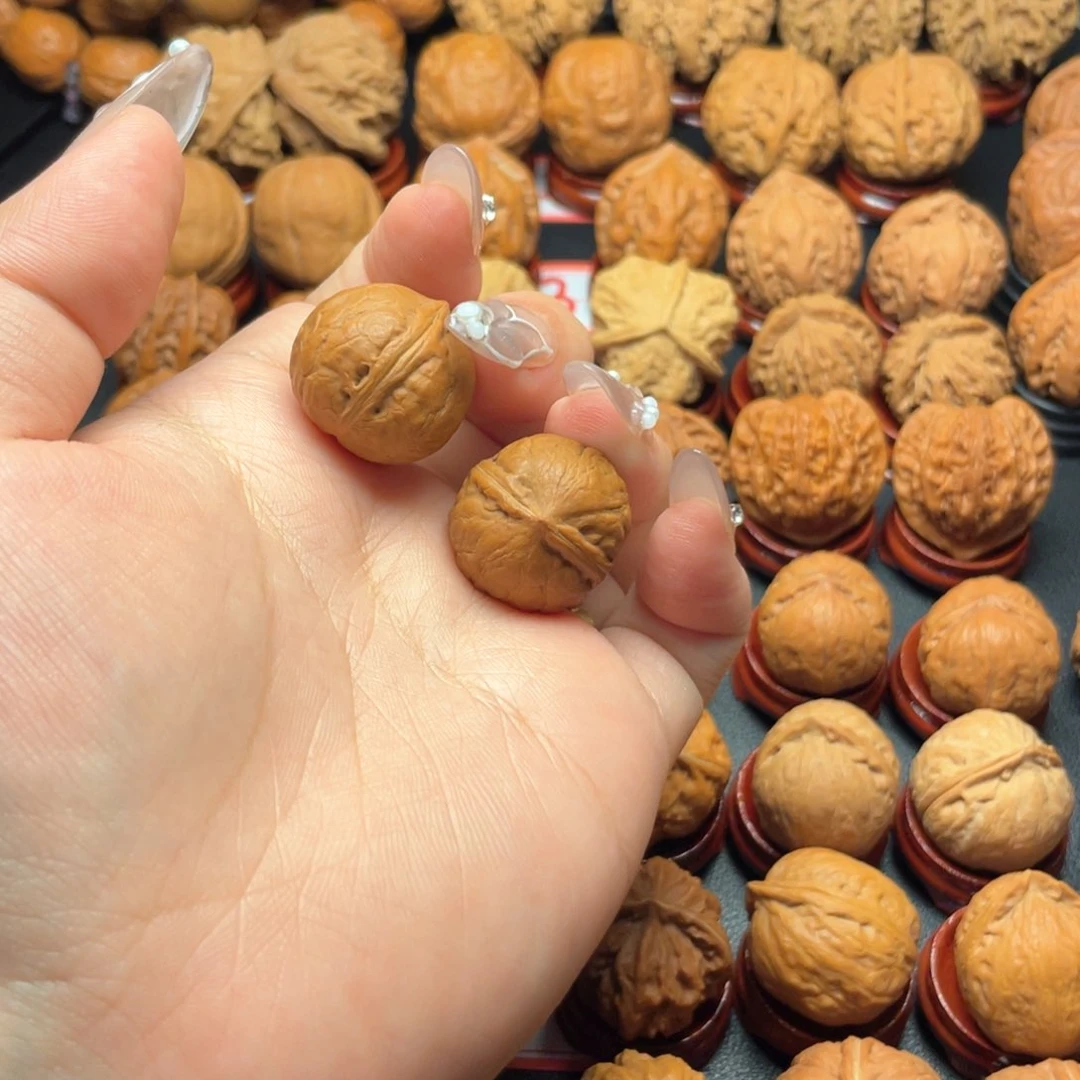 糖****麻野生核桃。。。。。。