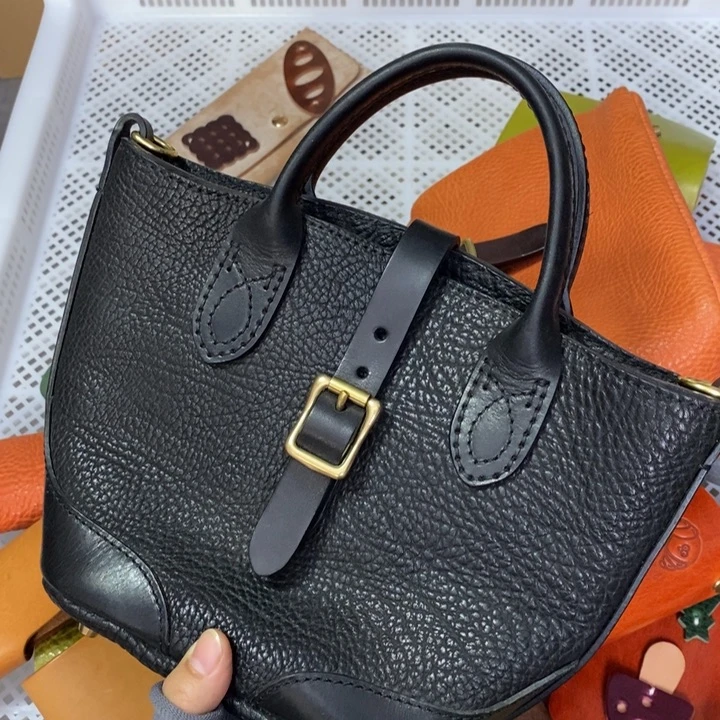 头层牛皮瑕疵单肩包