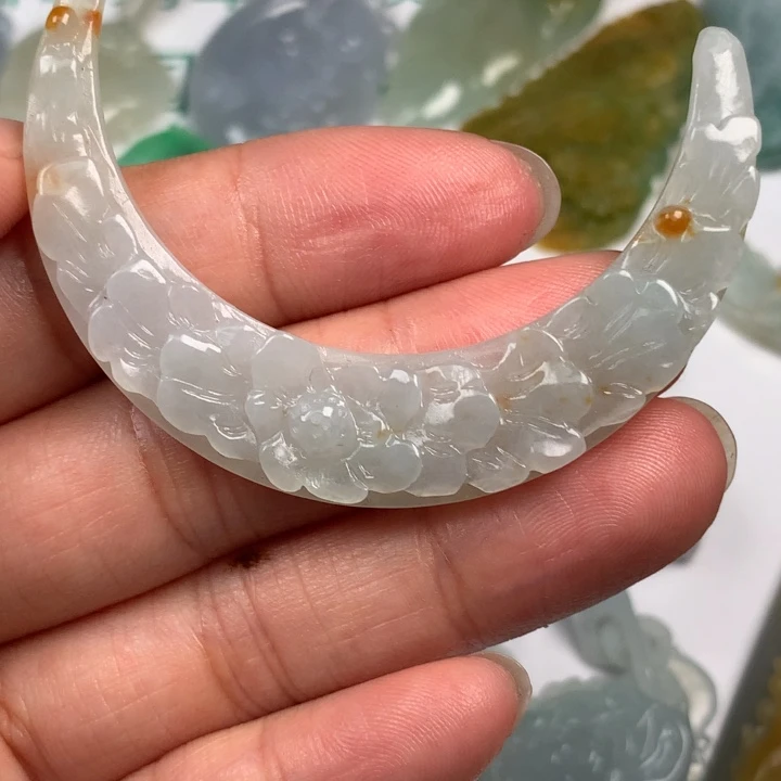 颈饰未镶嵌翡翠翡翠