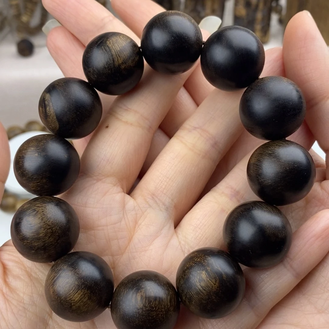 沉香手串(****度越南芽庄白奇楠