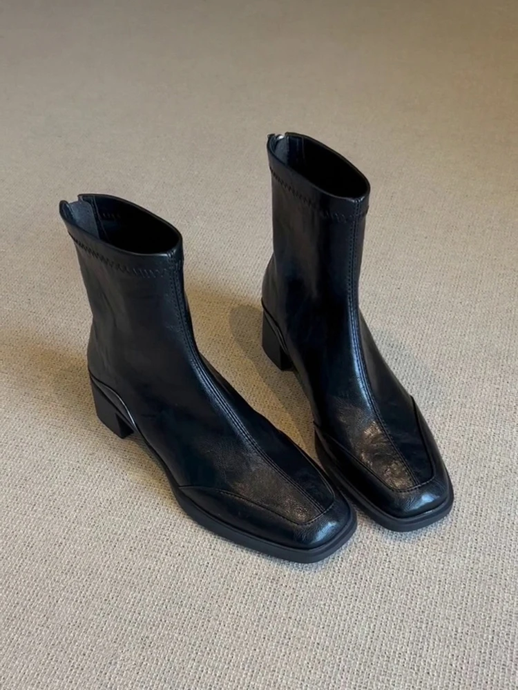 静音底~软皮英伦风粗跟短靴女2025秋冬新款通勤弹力瘦瘦靴马丁靴