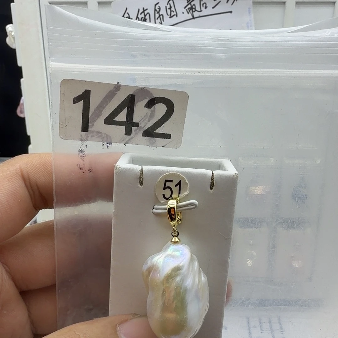 淡水珍珠颈饰合金