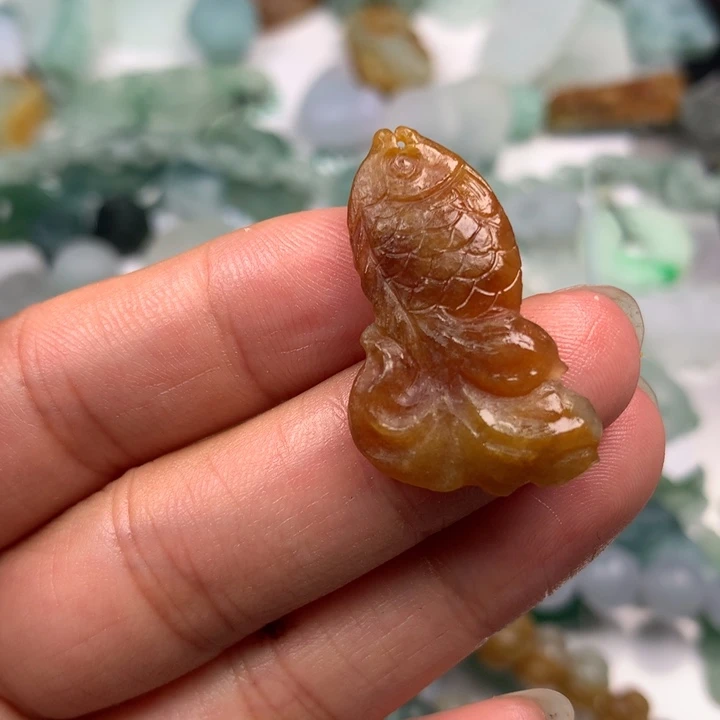 定制翡翠未镶嵌翡翠