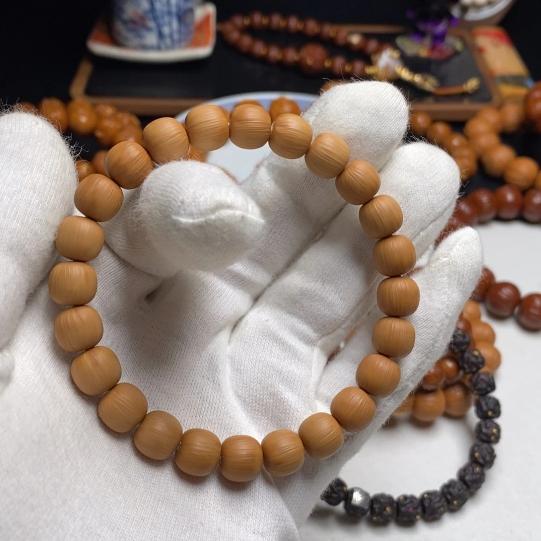 猴头核桃手串?****望瑕疵款山峦