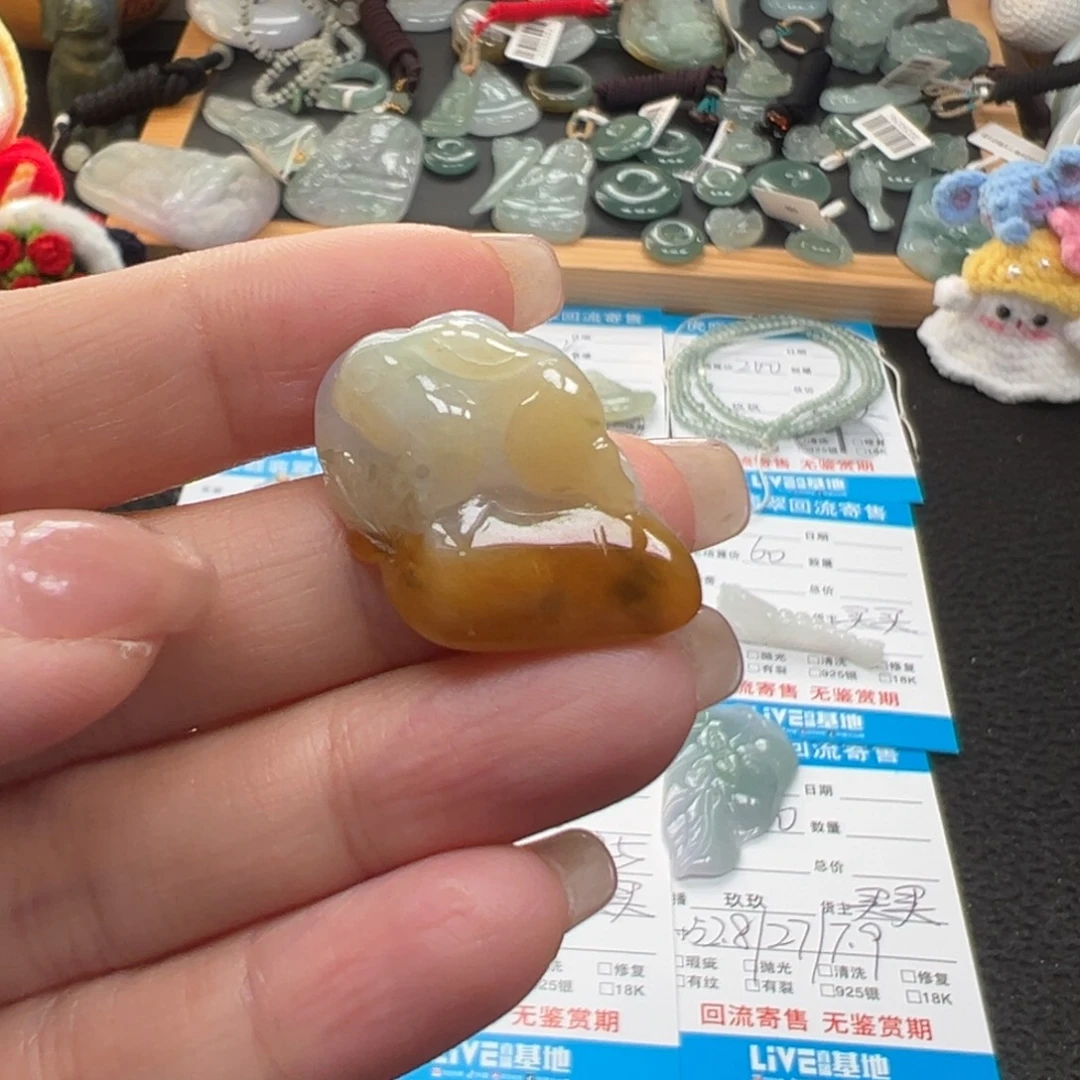 翡翠未镶嵌颈饰天然A货缅甸翡翠