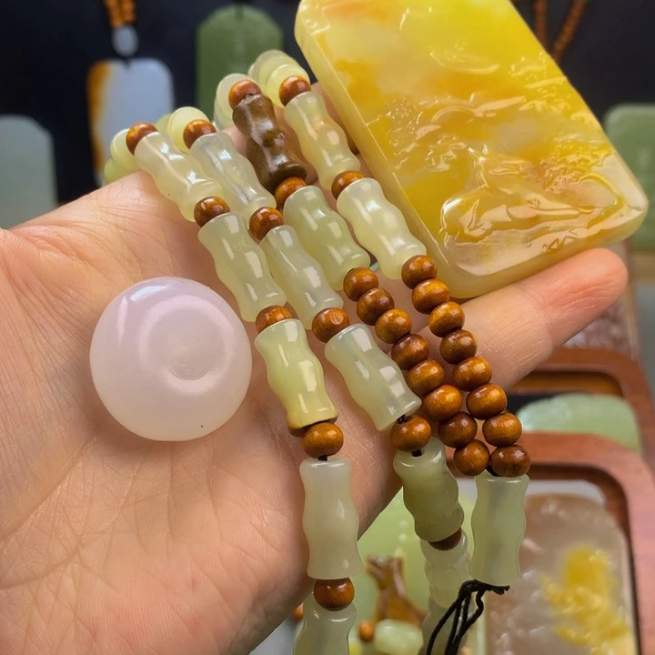 阿***国新疆昆仑山料 盆景 守护