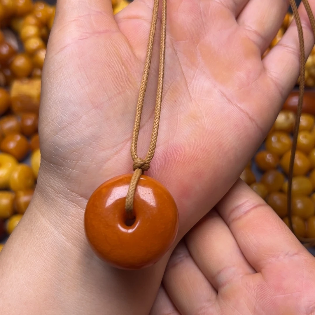 琥珀未镶嵌吊坠(不含链)