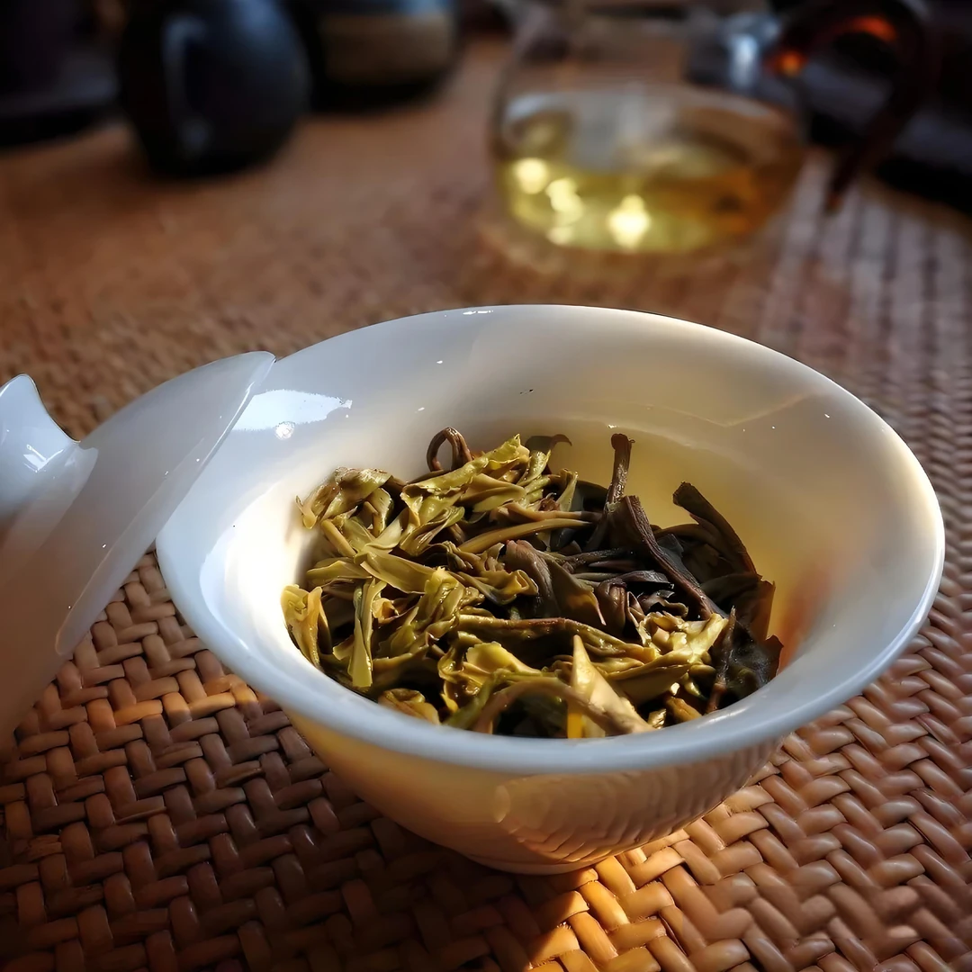 CY0701-JH  2021年龙马同庆号蟒蛇箐高杆饼茶-生 200克
