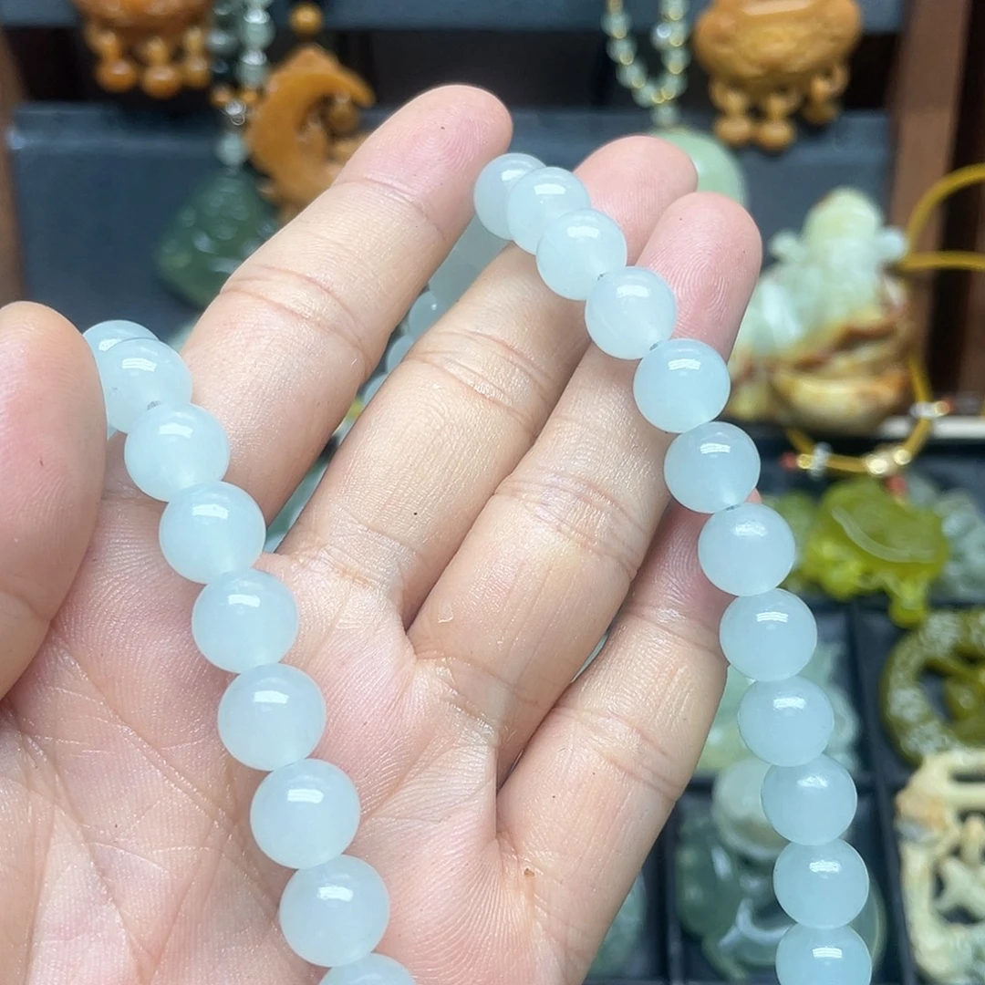 未镶嵌蛇纹石玉颈饰