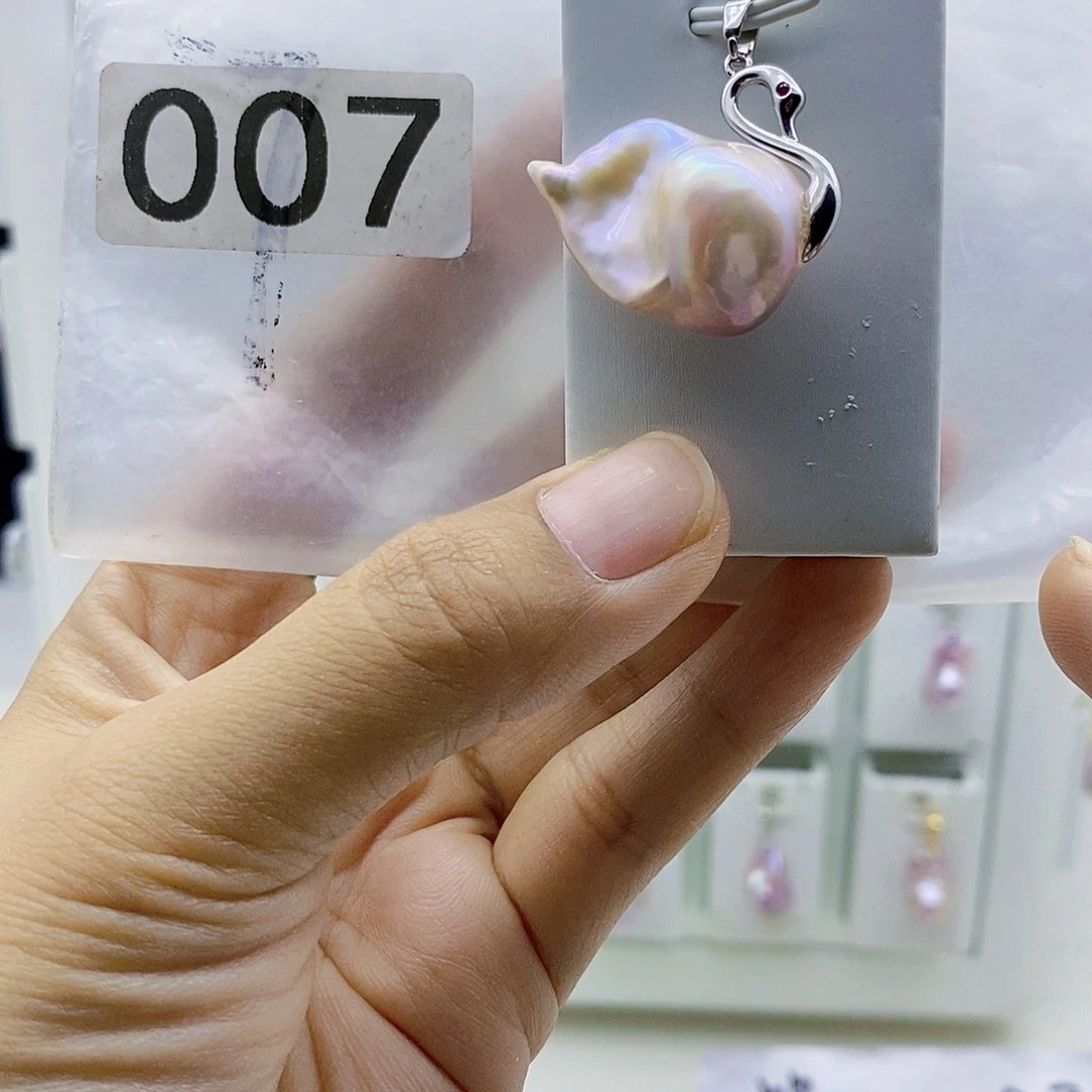 合金颈饰淡水珍珠