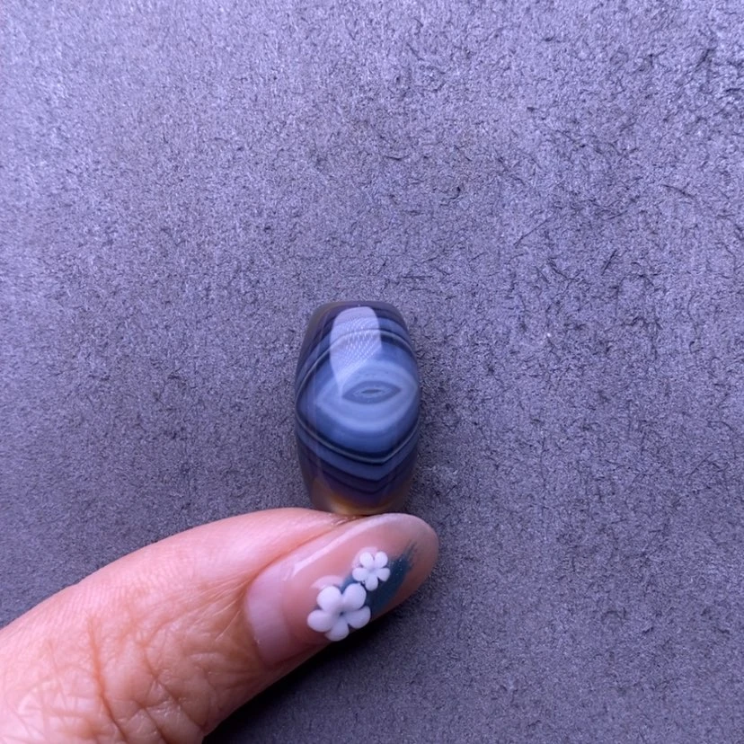 【闪购商品】未镶嵌玛瑙/玉髓珠宝奇石云**步