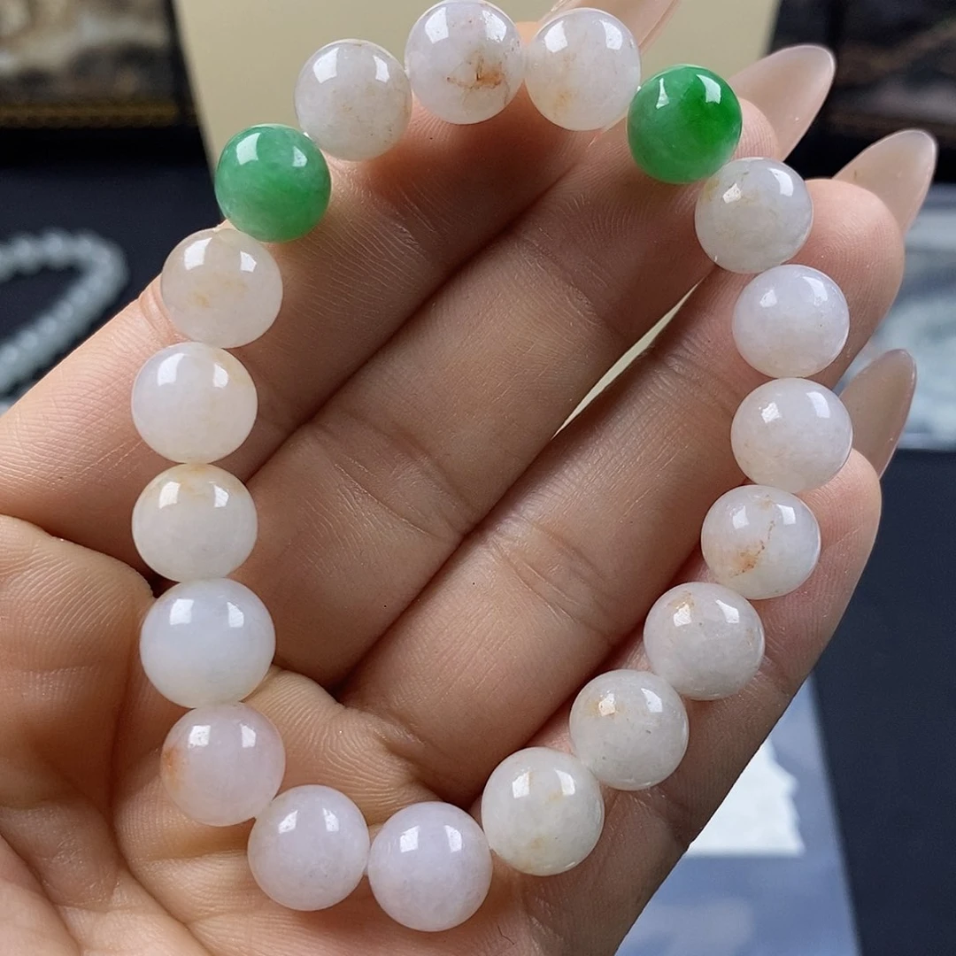 定制翡翠未镶嵌手串