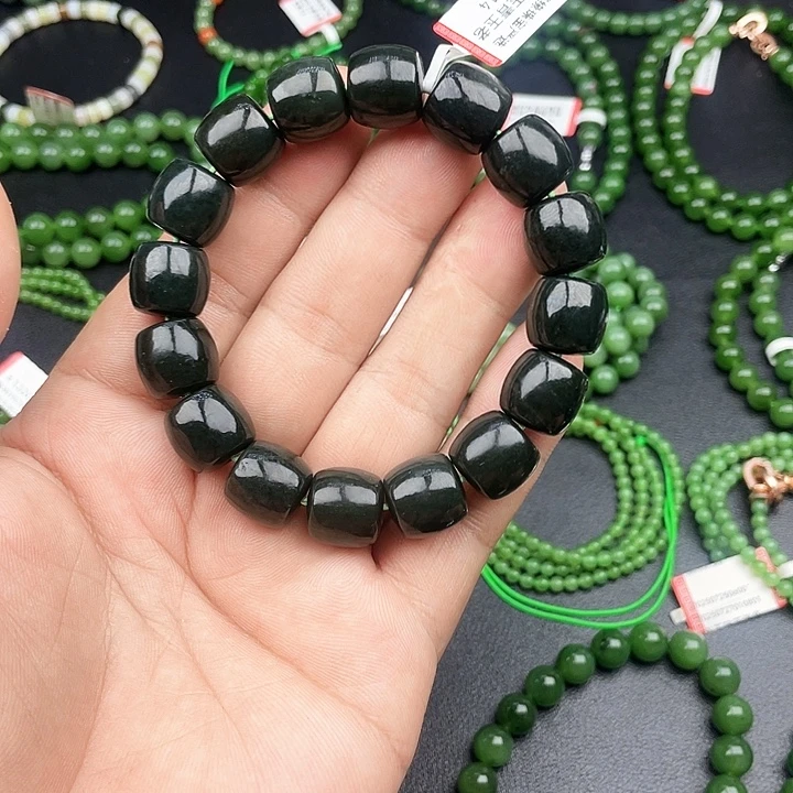 和田玉未镶嵌手串