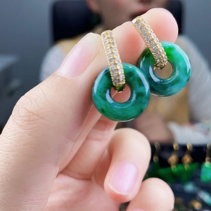 翡翠耳饰未镶嵌饰品