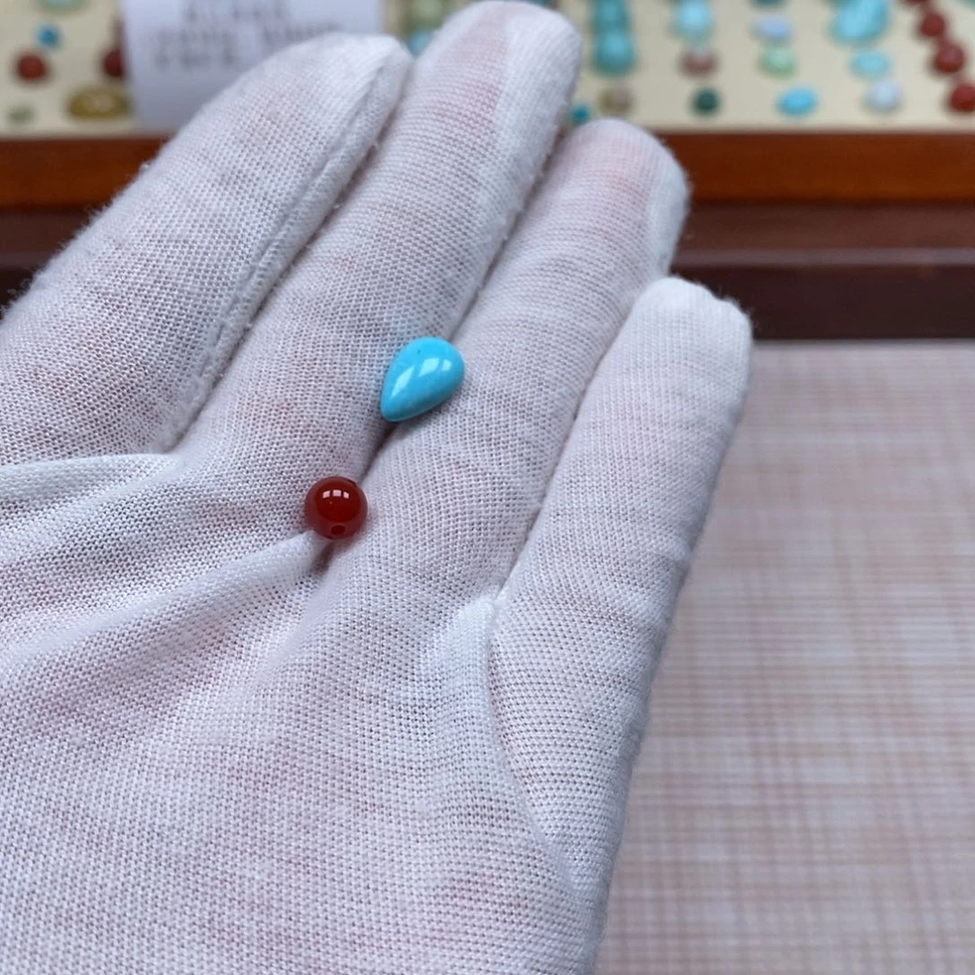 南红玛瑙配饰未镶嵌