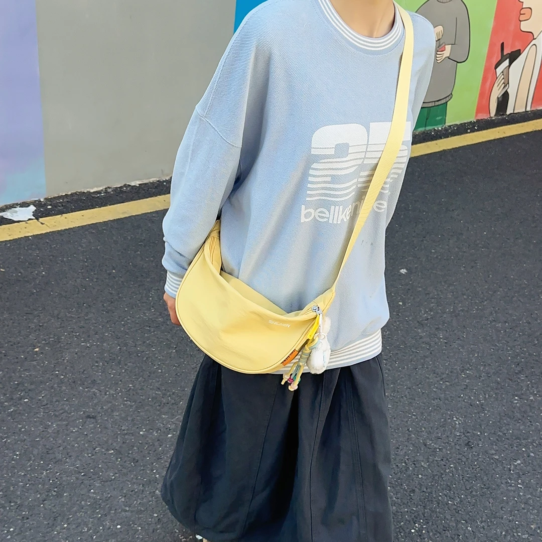 新款简约饺子包日韩潮流休闲月牙包柠檬黄色小清新甜美单肩斜挎包