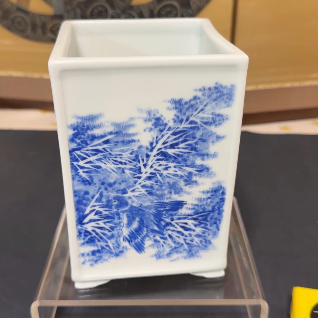 古***代陶工艺品陶瓷笔筒摆件