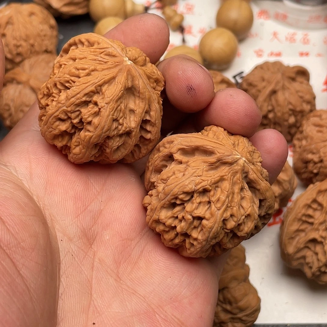 文玩核桃吊坠圆**○不仅