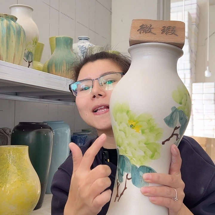 景德镇陶瓷花瓶工厂