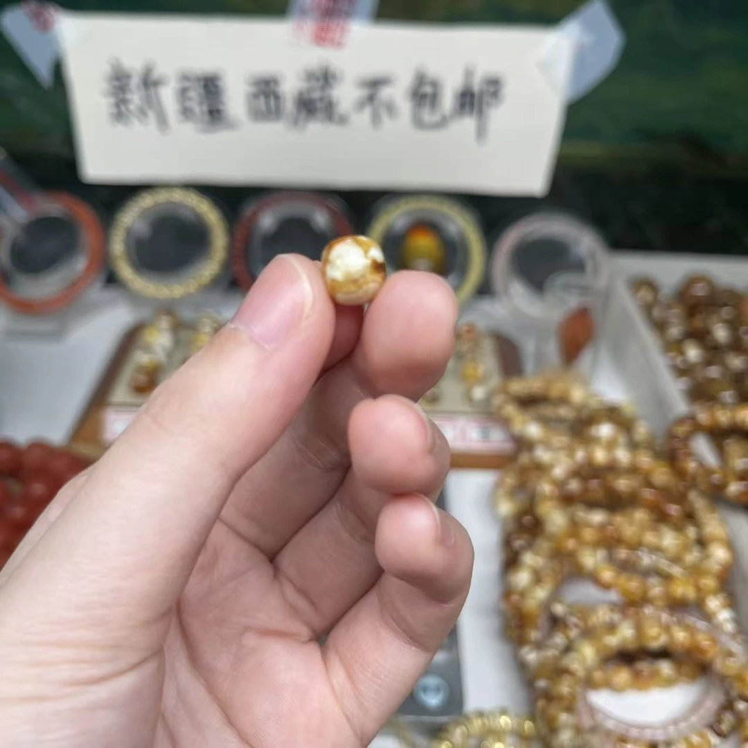 【新号开播】沁色蜜蜡白花好看79