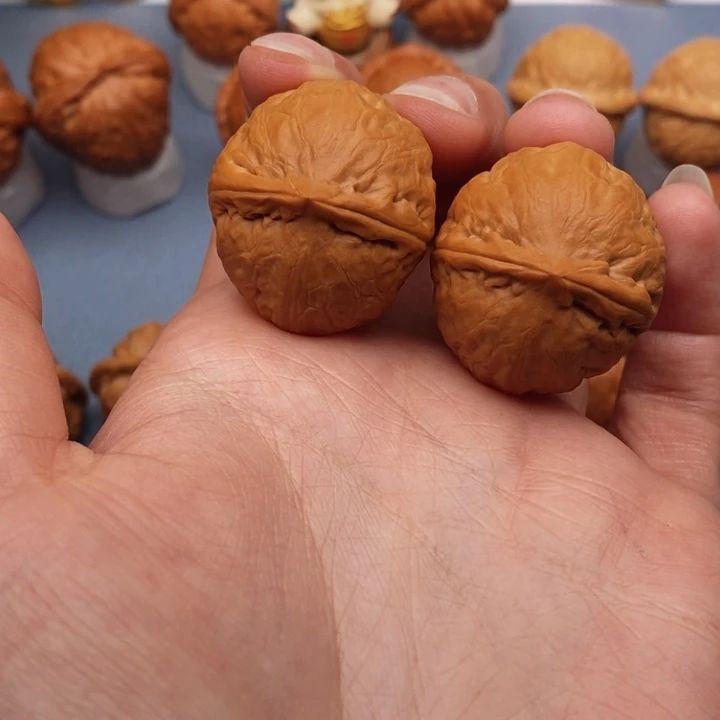 文玩核桃把件赤霞珠