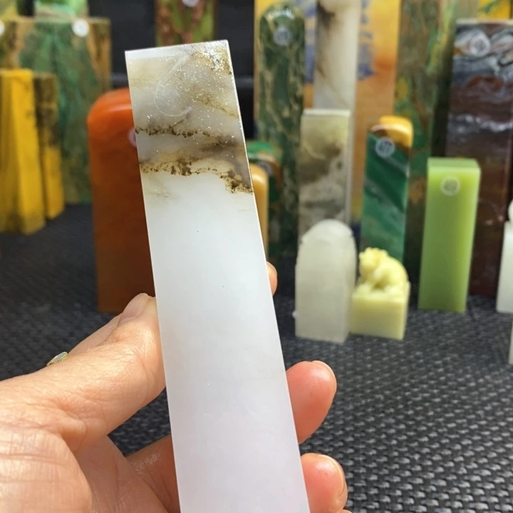 青田石已****了青田石印章石