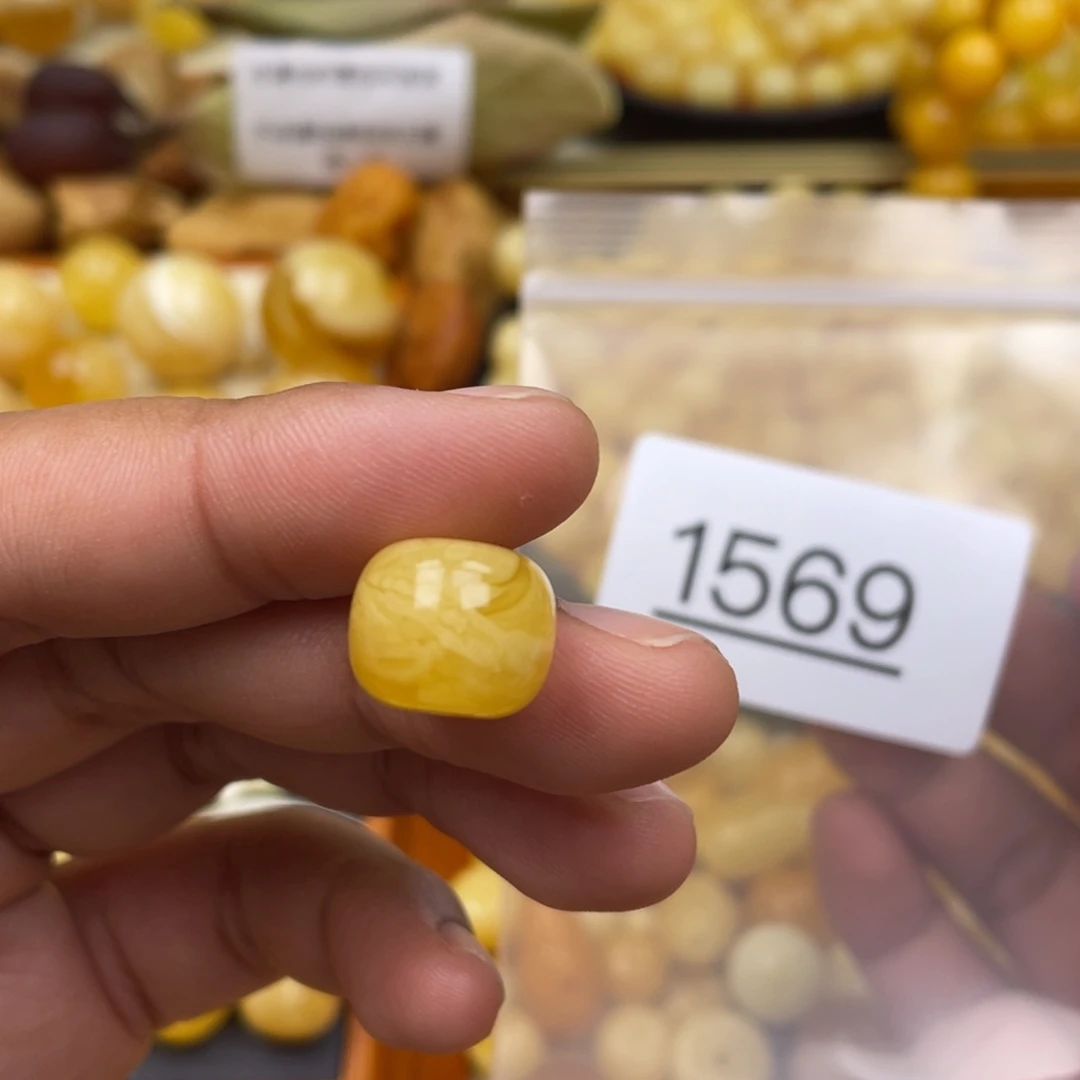 琥珀珠宝奇石未镶嵌-**你小坑