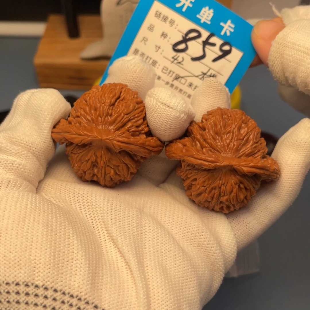 吊坠桃核文玩核桃