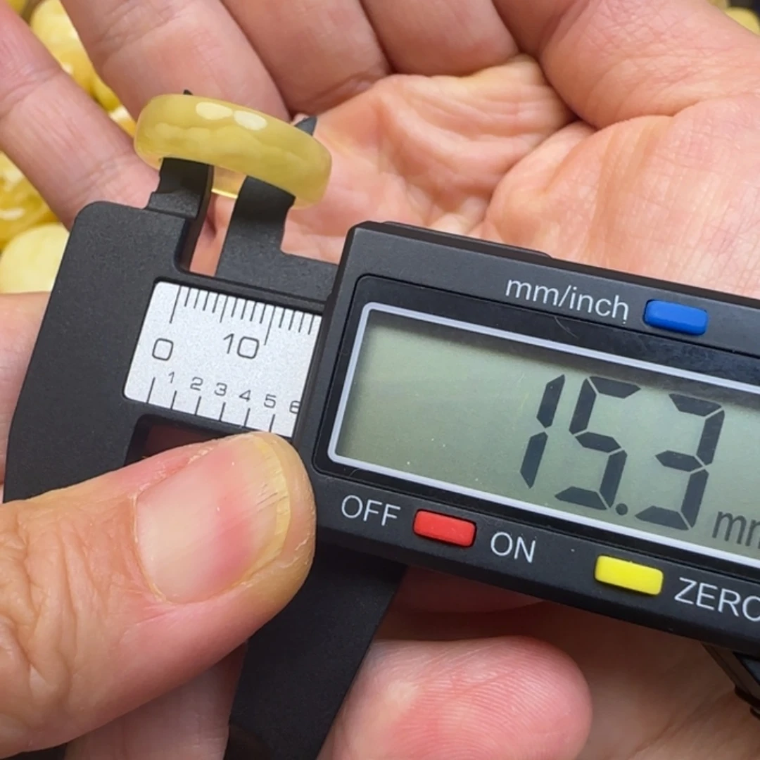 蜜蜡未镶嵌颈饰天然蜜蜡