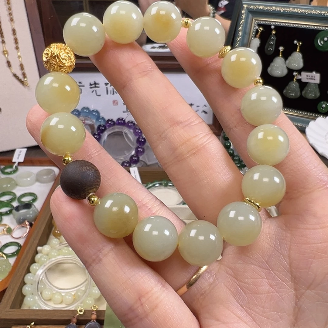 和田玉（糖玉）未镶嵌手链