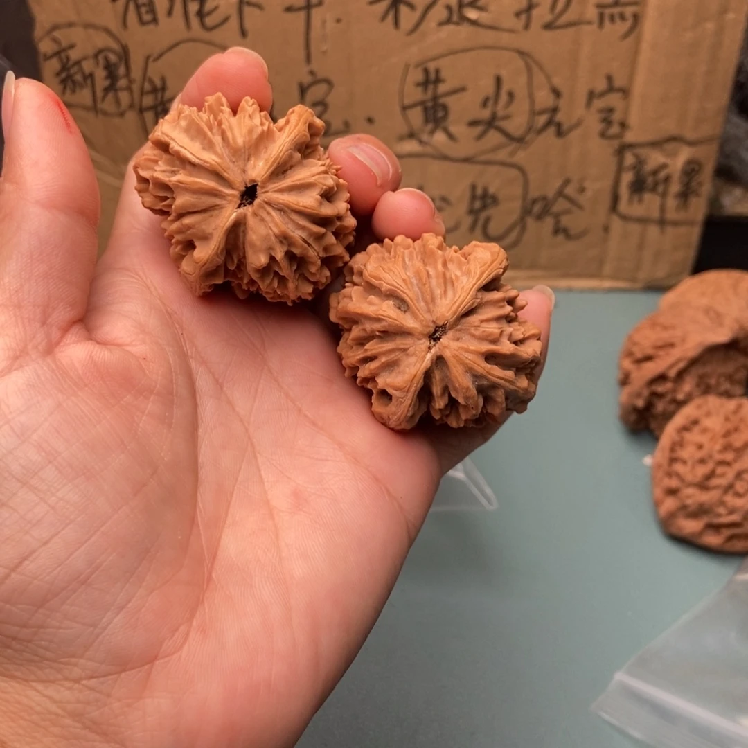 用***3文玩核桃吊坠招财鼠59