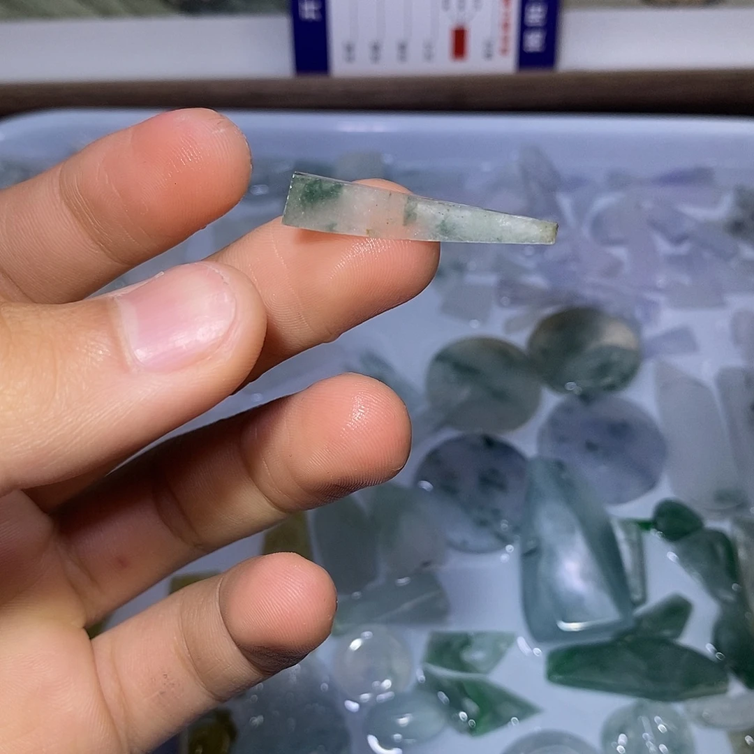 颈饰未镶嵌翡翠htd
